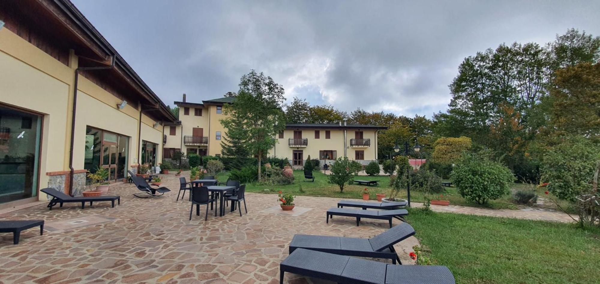 Park Hotel Bellavista Gambarie dʼAspromonte Exterior foto
